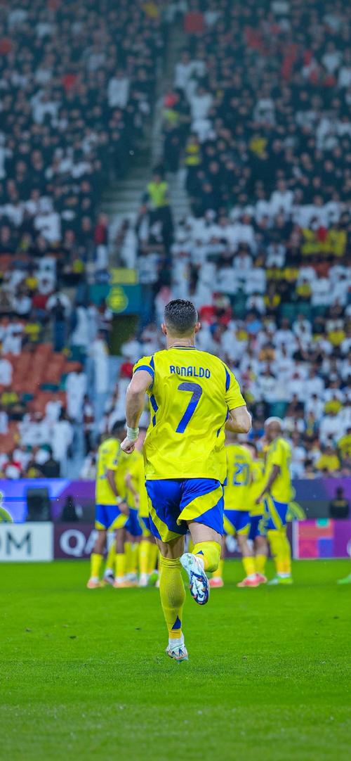 [中超]灯光熄灭又亮起 上海海港绝杀登顶