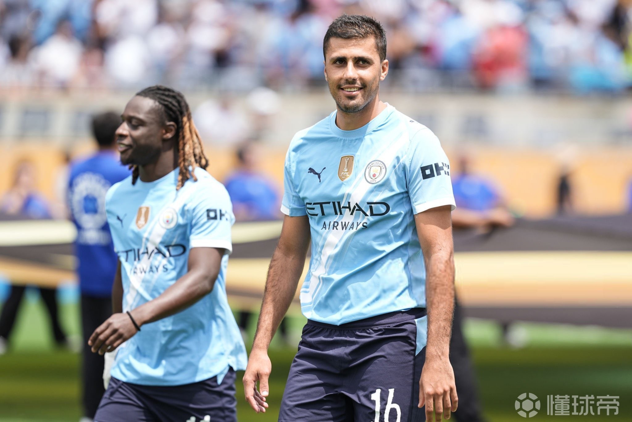 LPL新秀选手表现抢眼 教练组高度评价