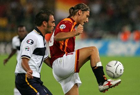 《生化危机9：安魂曲》里昂官方新图！真戴眼罩了？