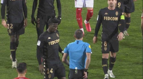 [图]法比奥造乌龙路易斯点射 国安2-2绝平申花