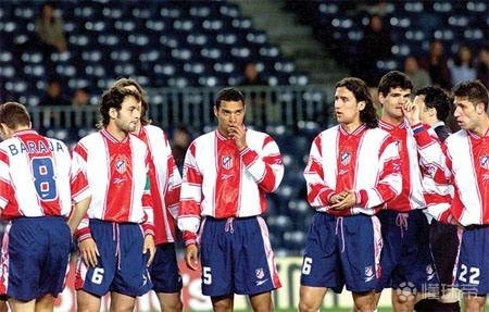 随着拜仁8-1，门兴4-0，德甲最新积分榜和射手榜出炉