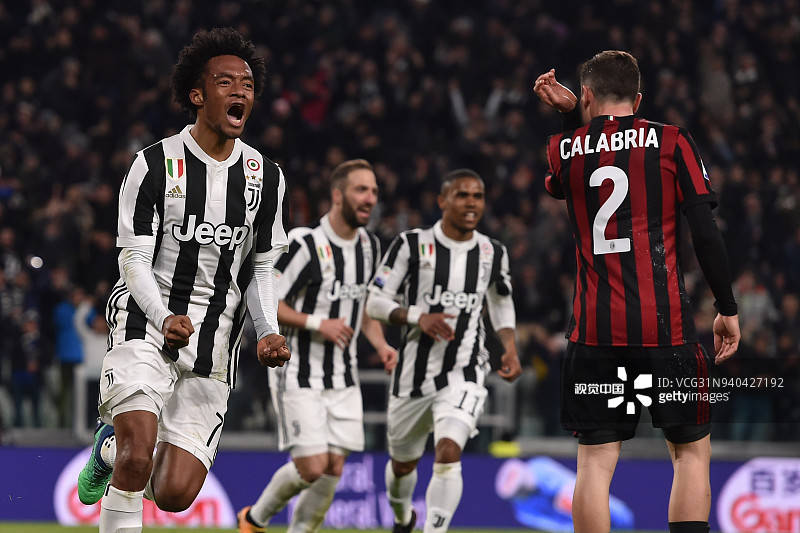 国足世预赛名单公布 新老结合备战