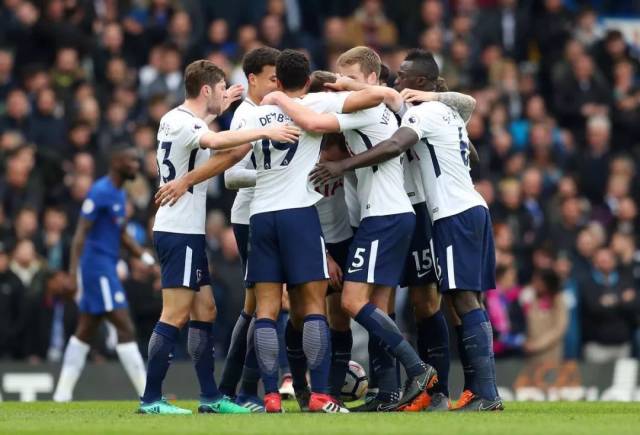 逆风仍要坚持战斗！《王者》体验服上线逆境之光机制